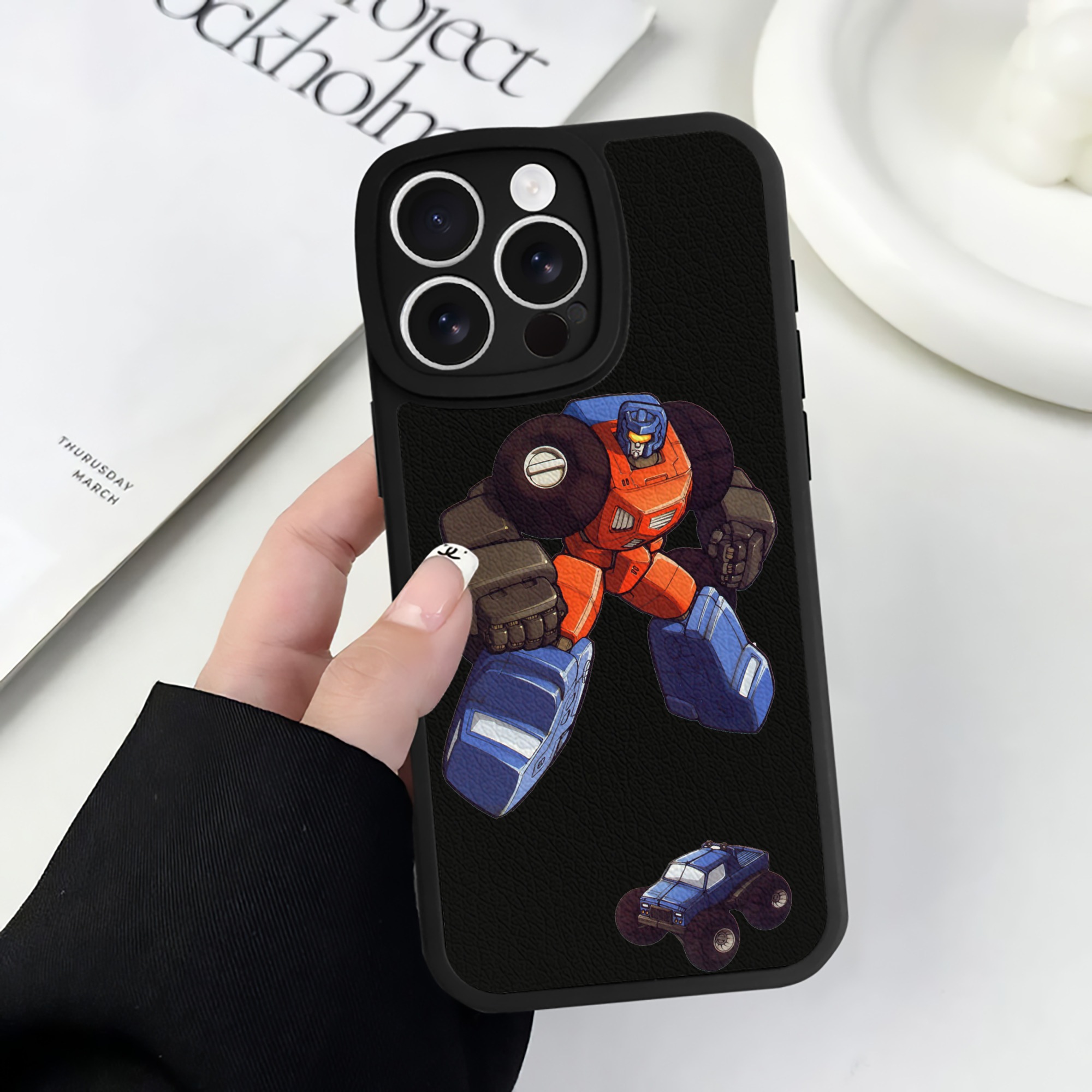 （画像用）  【iPhone 16シリーズ対応】シリコンスマホケース（レザー調） 材質：シリコン